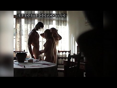 ❤️ Amigos sexuais convidam um homem gigante e uma ménage à trois com ele Porno fodido em pt-br.porno24-7.ru ❌❤